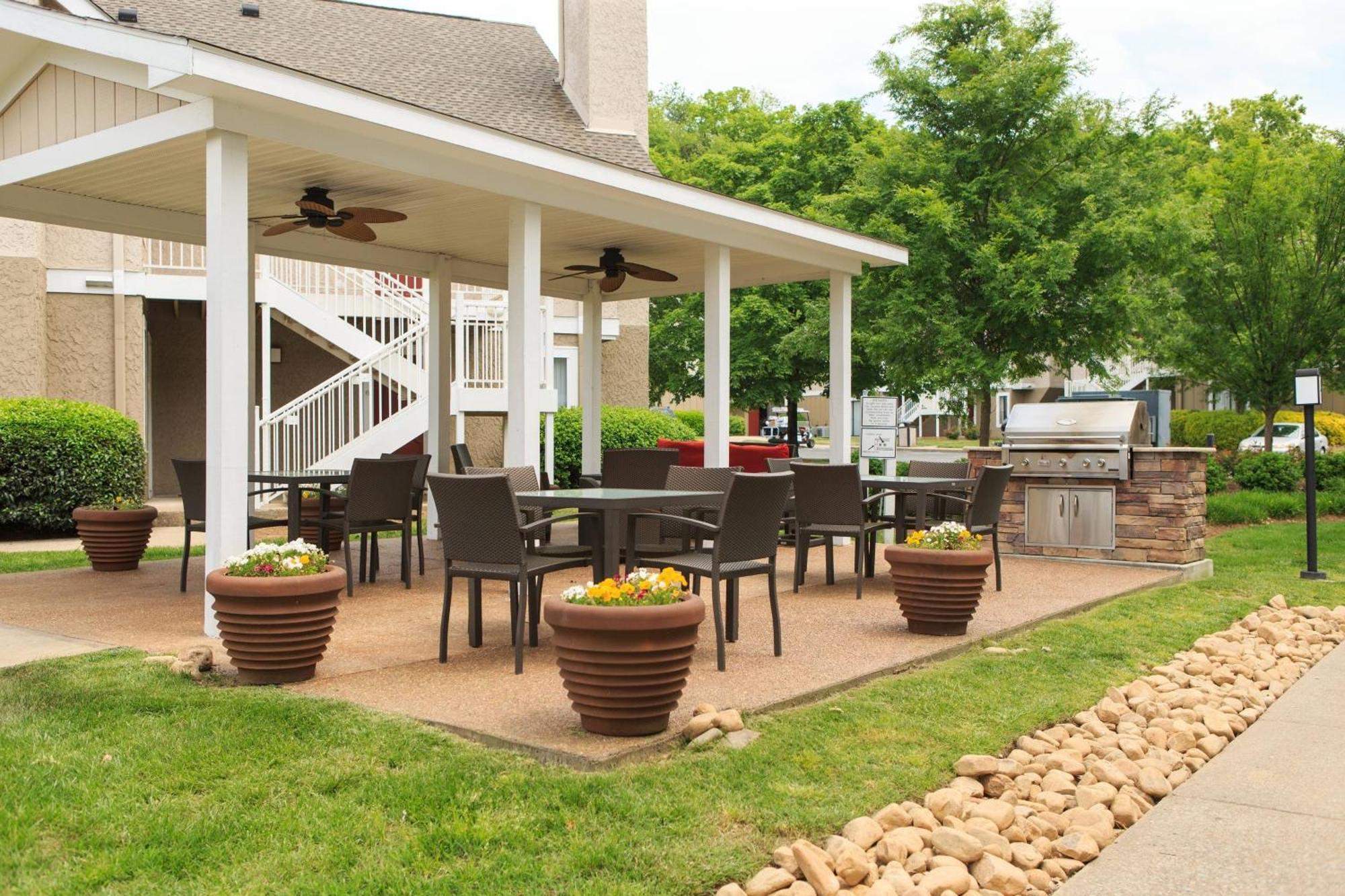 Residence Inn By Marriott Nashville Airport Экстерьер фото