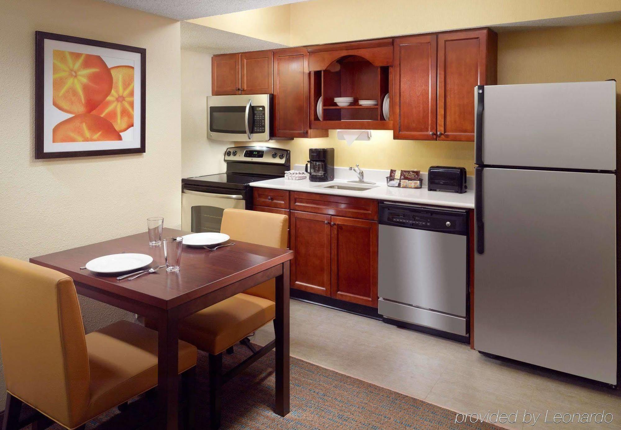 Residence Inn By Marriott Nashville Airport Экстерьер фото